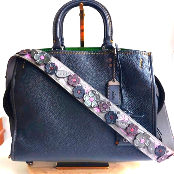 Coach 1941 Tea Rose Strap 🖤 Charcoal grey  rivets & Gunmetal hardware 🤌 - Picture 4 of 15